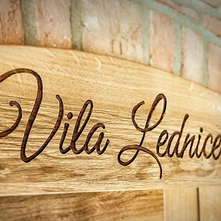Vila Lednice Проживание в семье Леднице