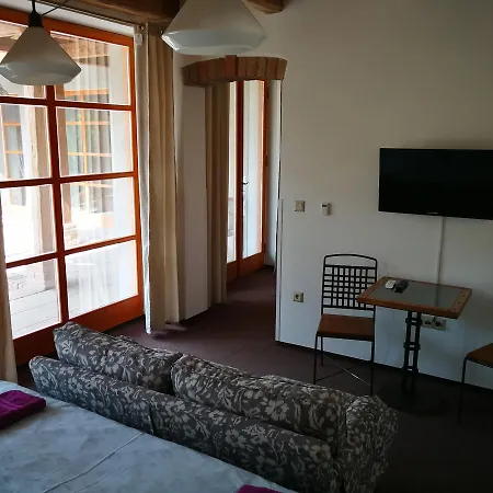 Проживание в семье Vila Lednice Леднице